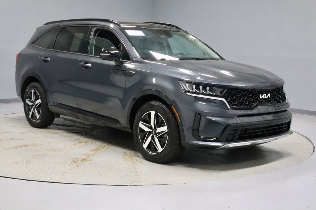 Used 2023 Kia Sorento S w/ Panoramic Sunroof Package FWD image 1