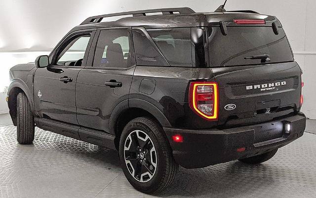 Certified 2024 Ford Bronco Sport Outer Banks w/ Tech Package AWD/4WD image 4