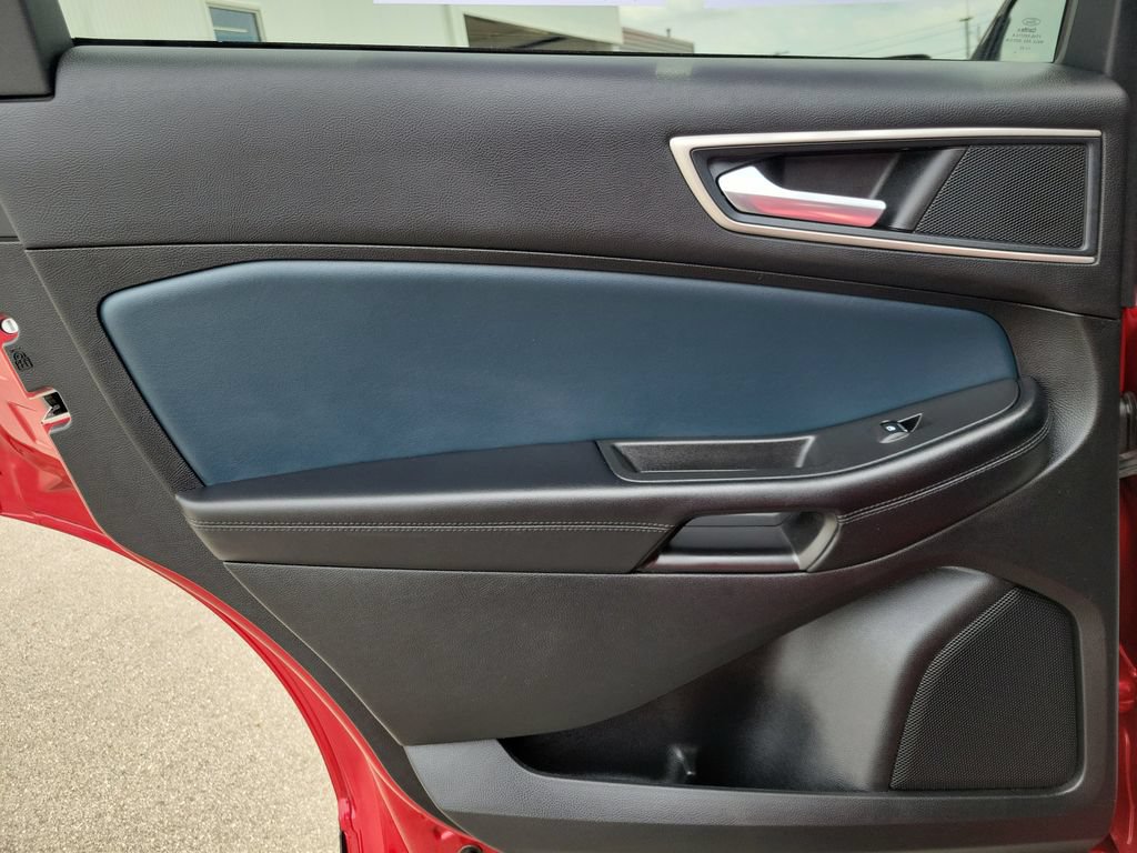 Certified 2023 Ford Edge SEL w/ Sport Appearance Package AWD/4WD image 11