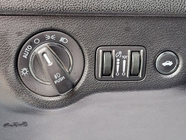 Used 2021 Chrysler 300 Touring L RWD image 15