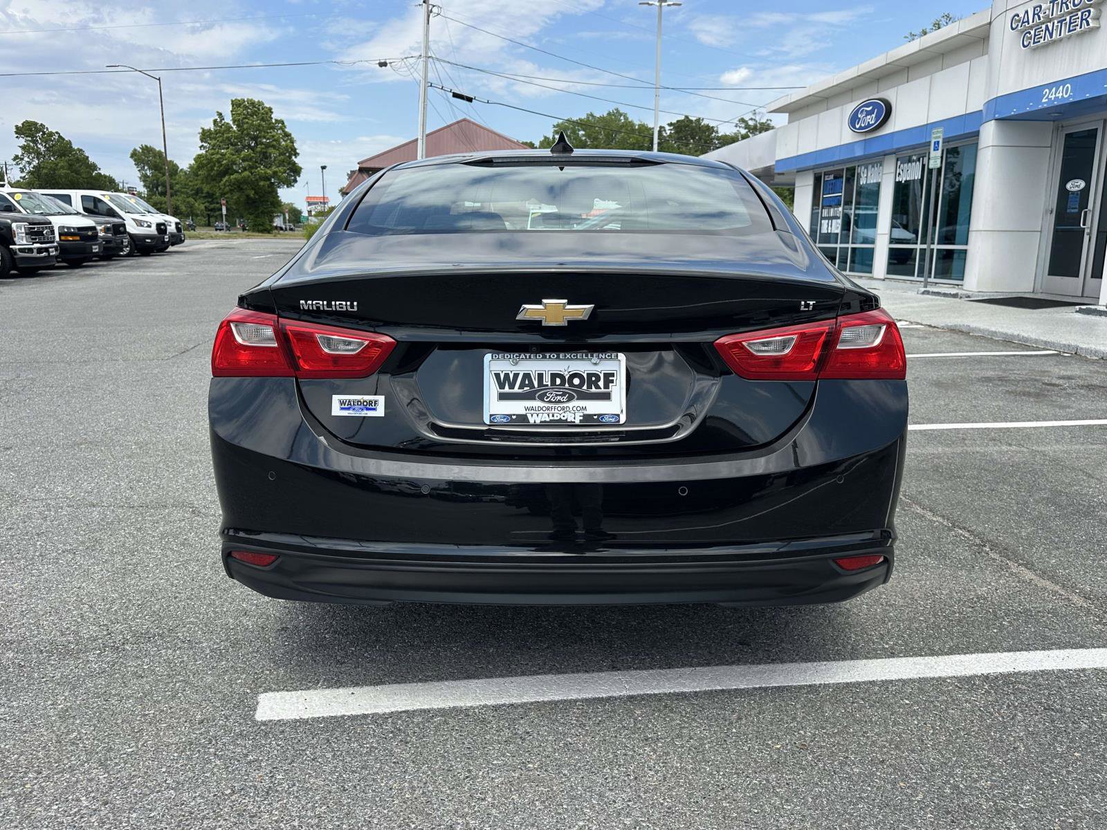 Used 2025 Chevrolet Malibu LT FWD image 5