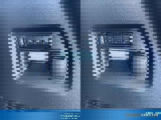 Certified 2025 Ford Explorer Platinum w/ Ultimate Package image 12