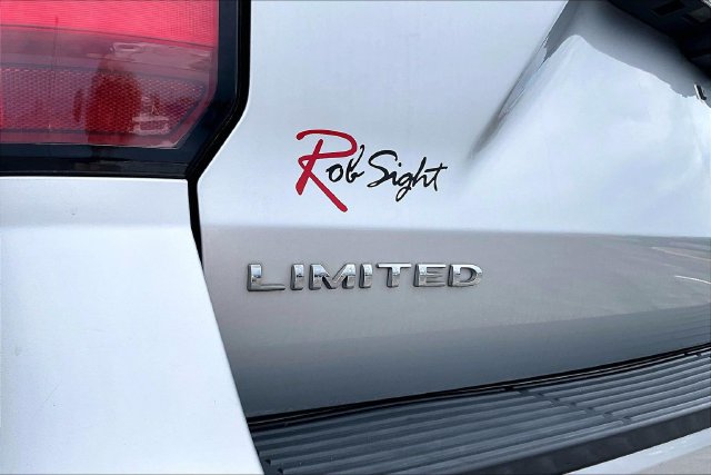 Certified 2019 Ford Expedition Limited w/ Equipment Group 301A RWD image 24