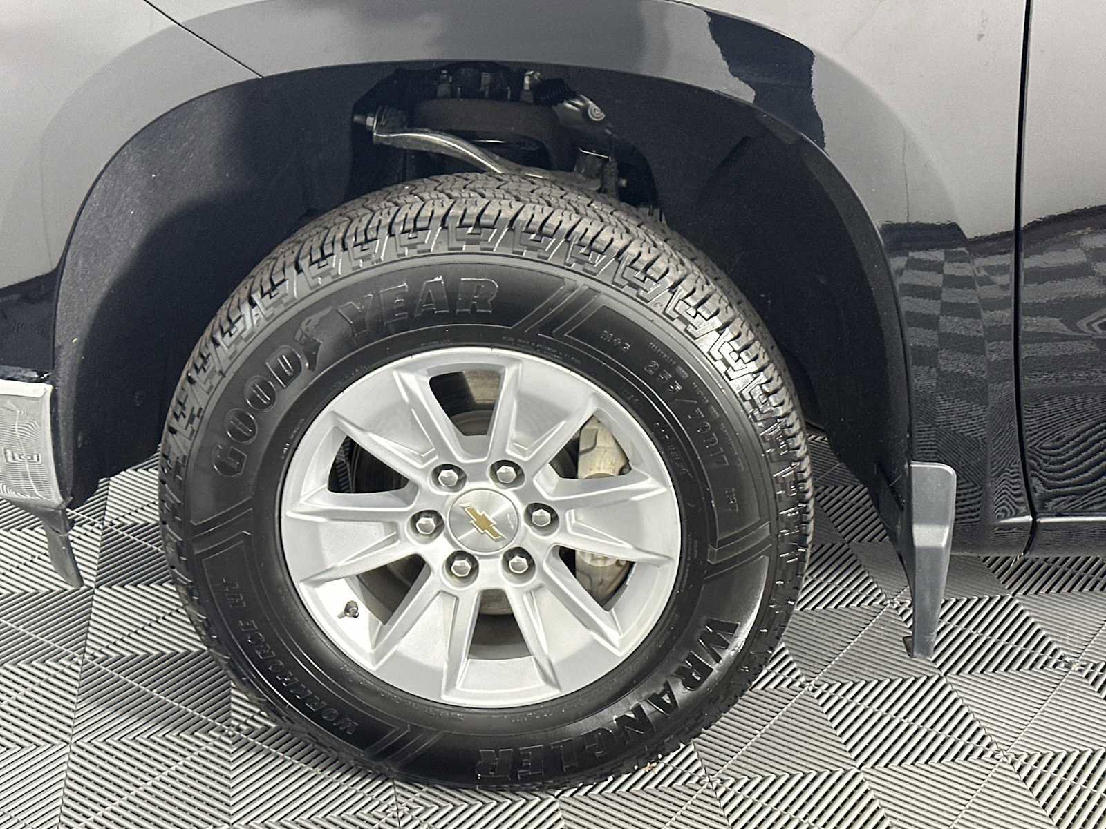 Used 2025 Chevrolet Silverado 1500 LT image 12