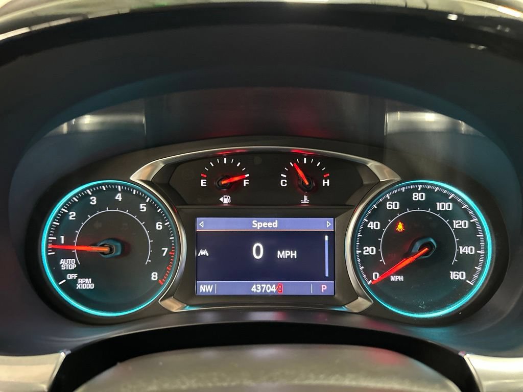 Used 2023 Chevrolet Traverse LT w/ Midnight/Sport Edition AWD/4WD image 16