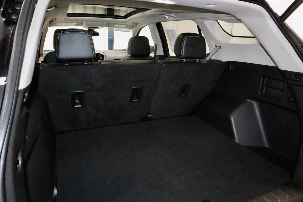 Used 2022 GMC Terrain Denali w/ Denali Premium Package image 15