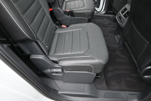 Used 2023 Volkswagen Atlas SEL Premium AWD/4WD image 27