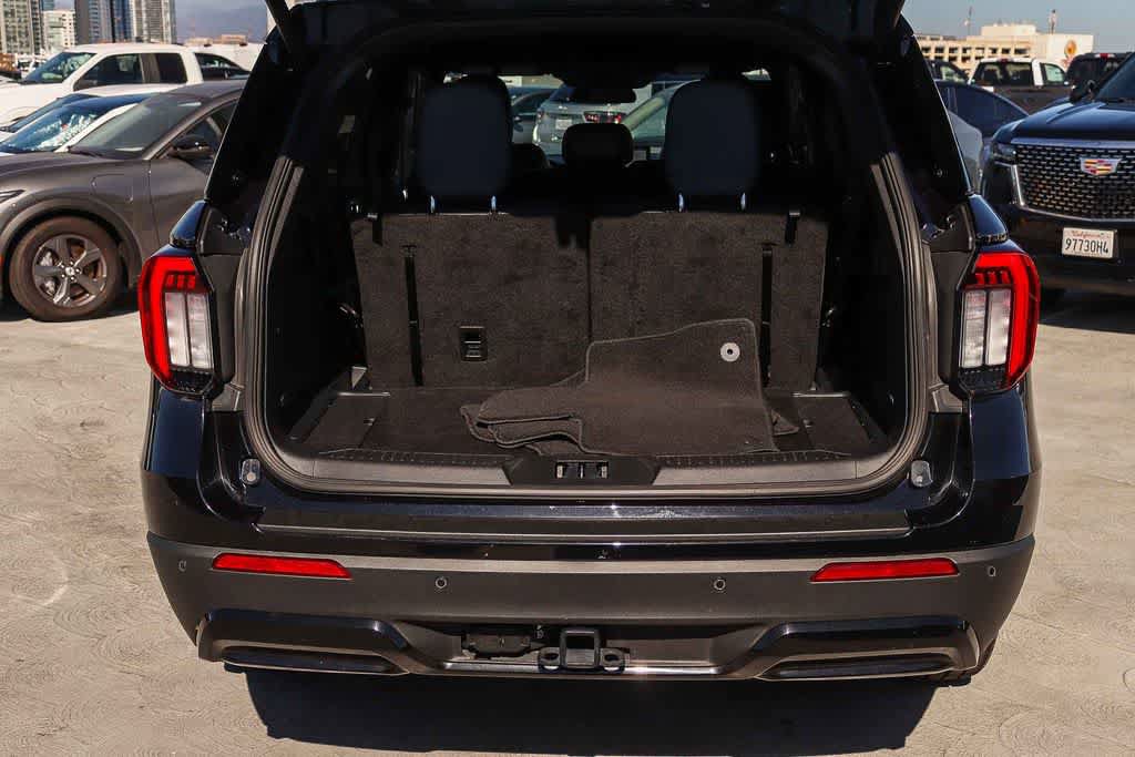 Certified 2025 Ford Explorer ST-Line w/ ST-Line Street Pack AWD/4WD image 28