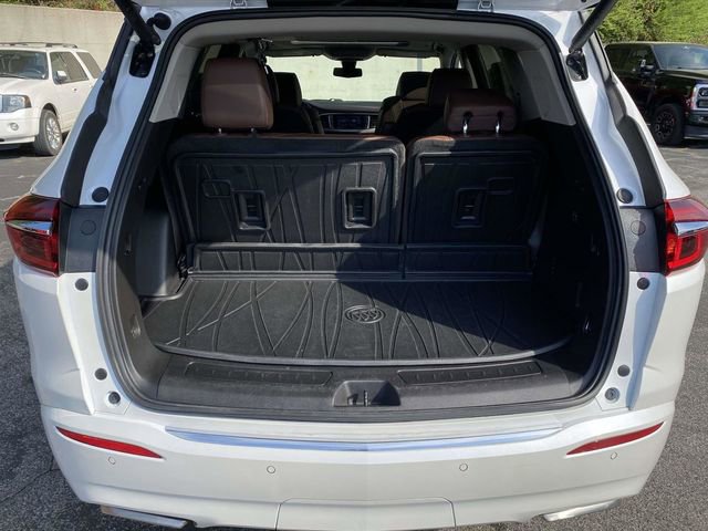 Used 2021 Buick Enclave Avenir w/ Avenir Technology Package image 12