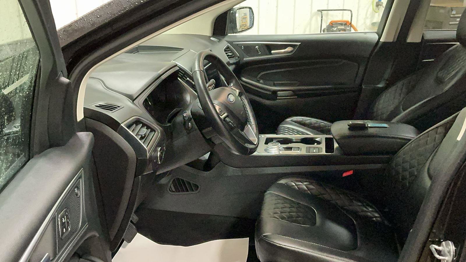 Certified 2023 Ford Edge Titanium image 14