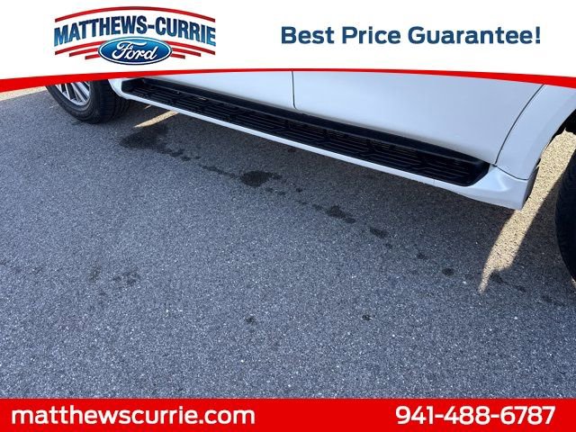 Used 2021 Nissan Armada SV w/ SV Appearance Package image 15