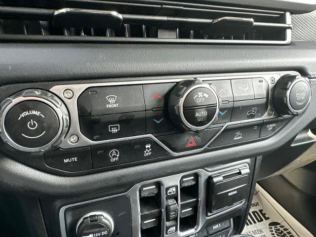 Used 2024 Jeep Wrangler Unlimited Rubicon AWD/4WD image 15