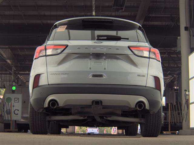 Certified 2022 Ford Escape Titanium w/ Class II Trailer Tow Package image 7
