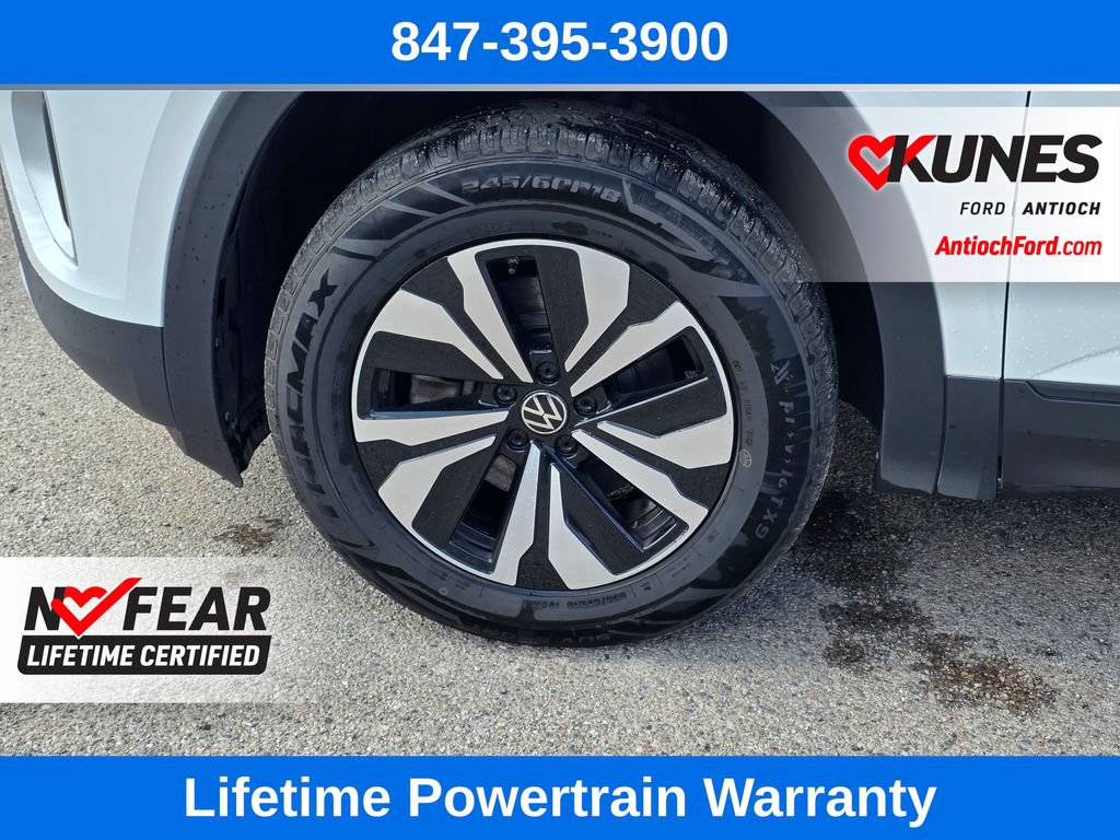 Used 2024 Volkswagen Atlas SE AWD/4WD image 12