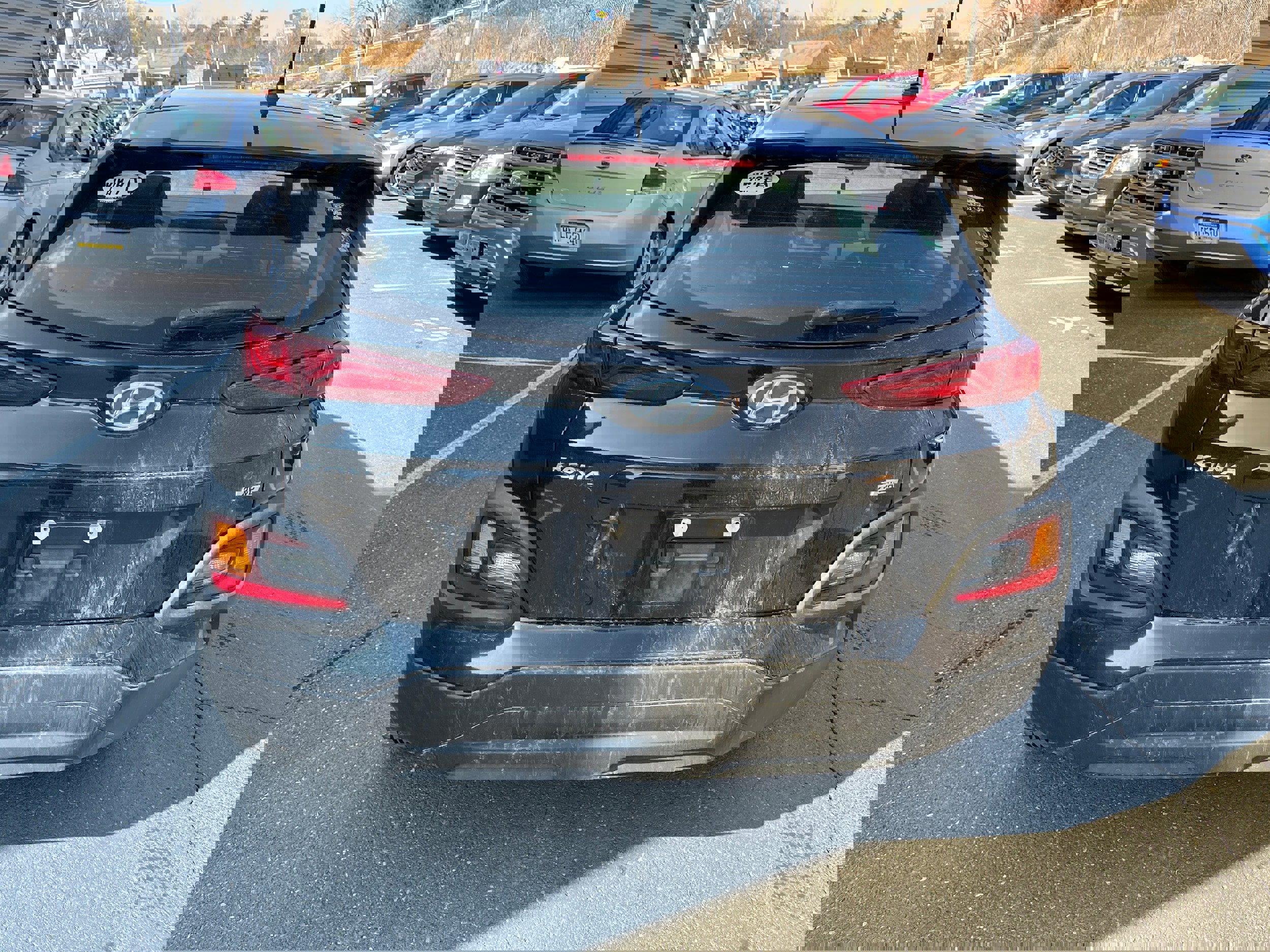 Used 2021 Hyundai Kona SE image 4