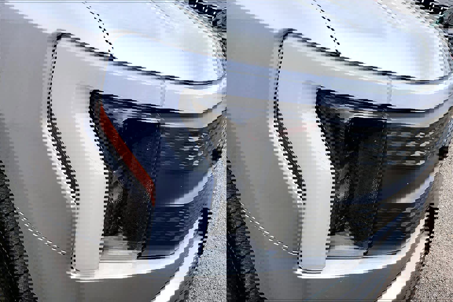 Certified 2023 Ford F150 Lightning XLT w/ Equipment Group 312A High image 31