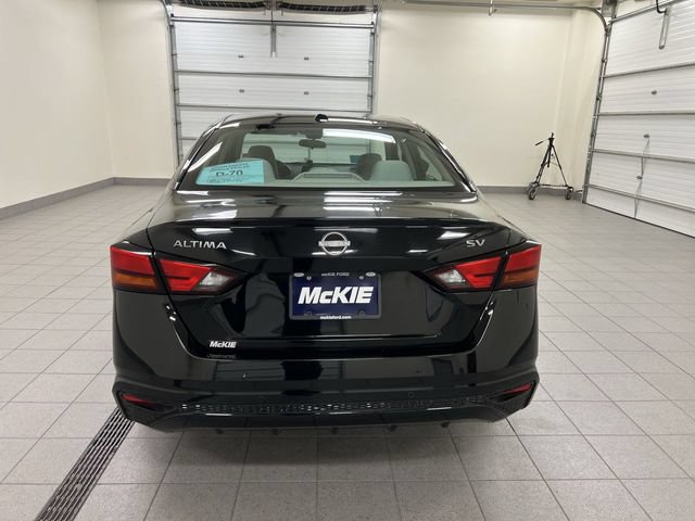 Used 2024 Nissan Altima 2.5 SV FWD image 5