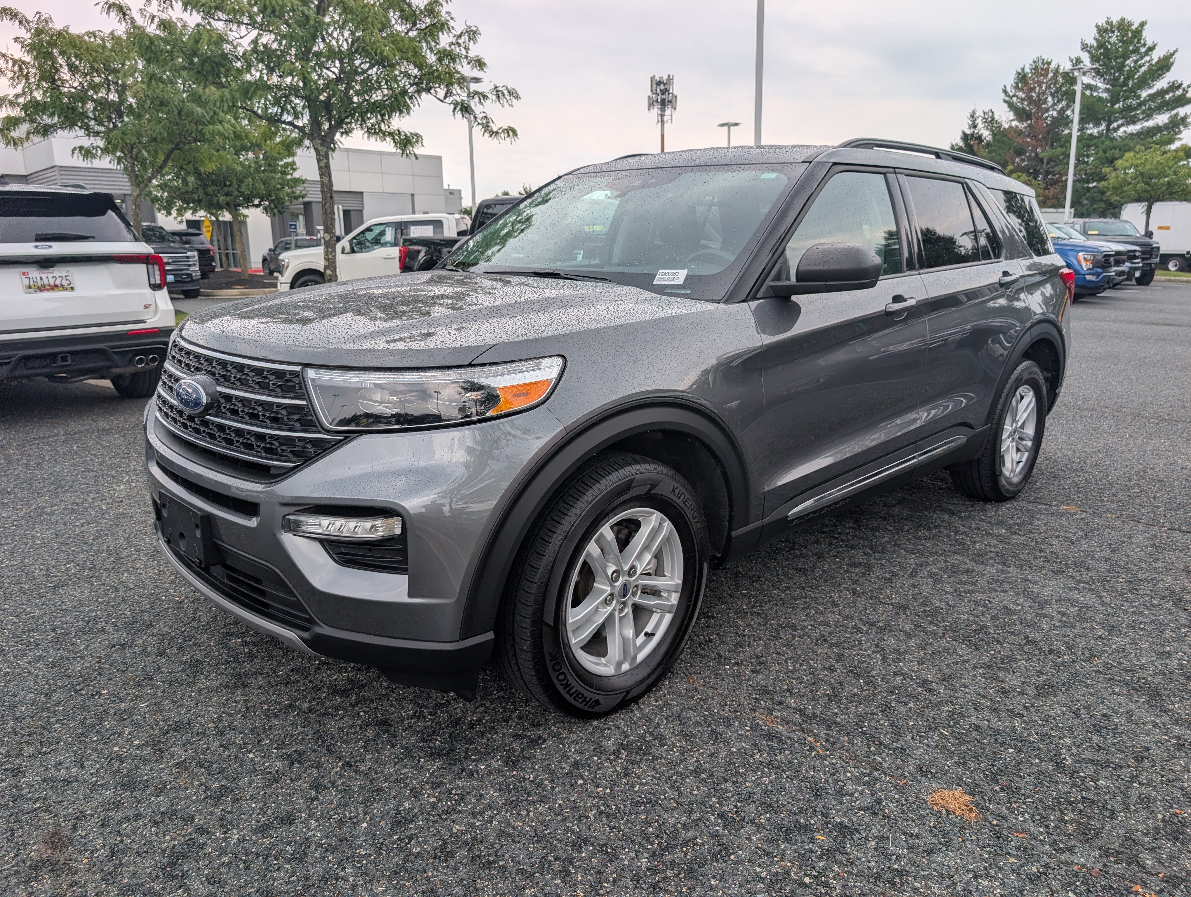 Certified 2024 Ford Explorer XLT w/ Equipment Group 202A AWD/4WD image 7