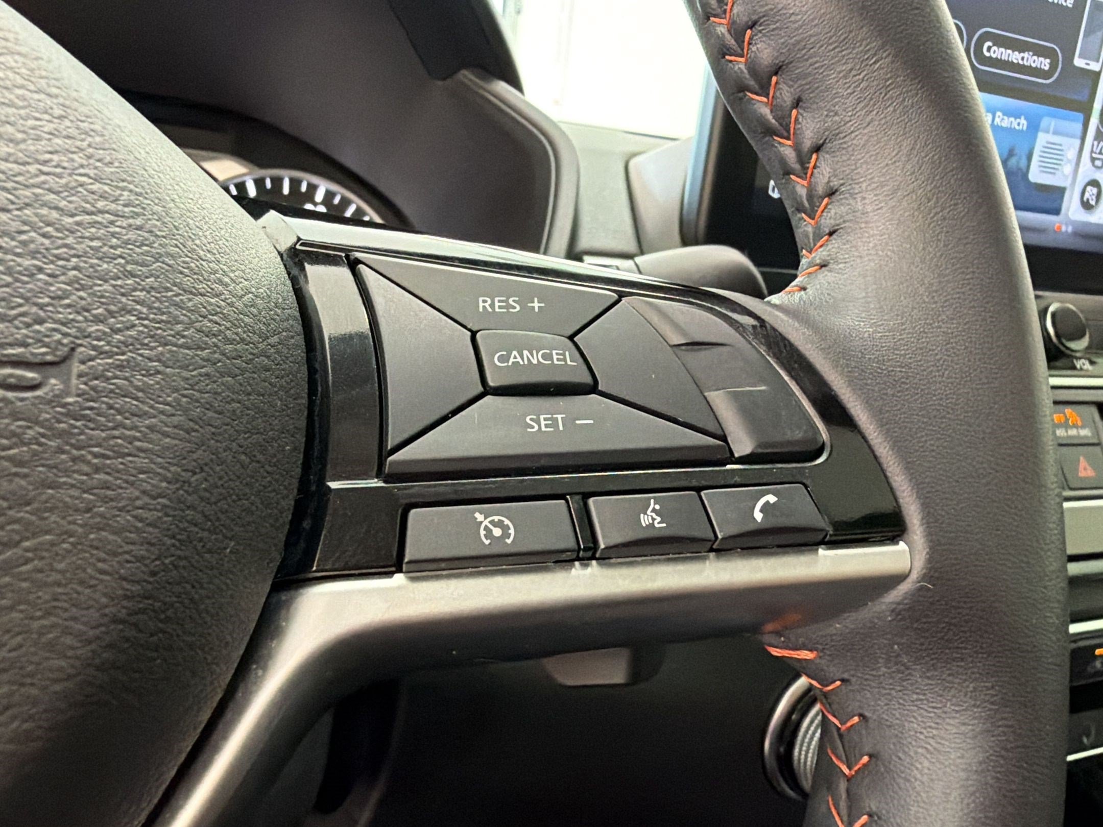 Used 2024 Nissan Altima 2.5 SR w/ SR Premium Package FWD image 33