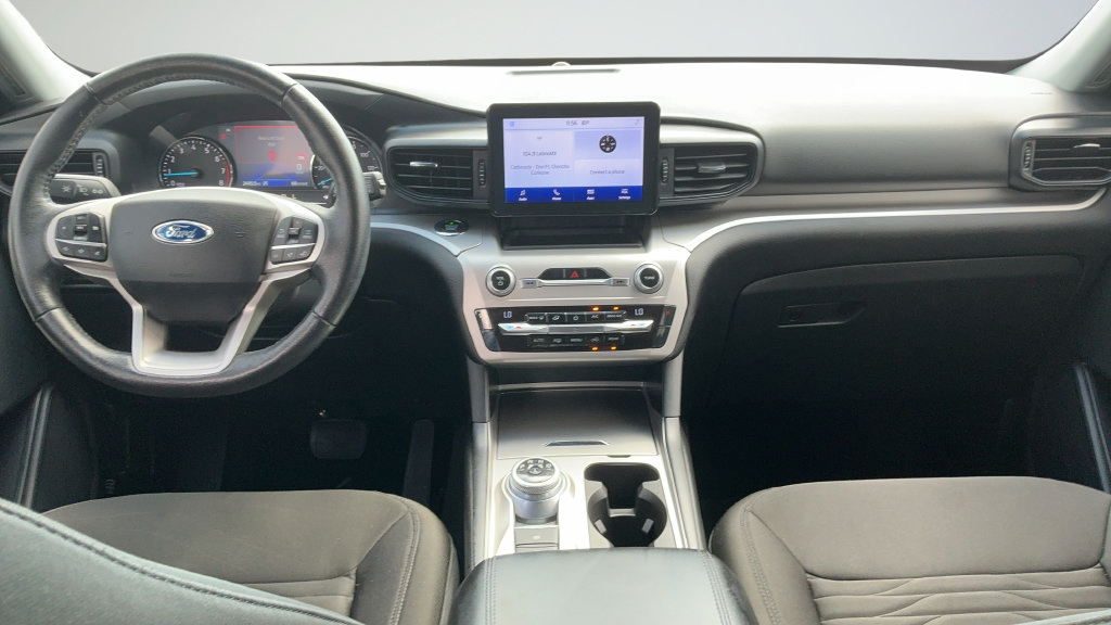 Certified 2021 Ford Explorer XLT RWD image 7