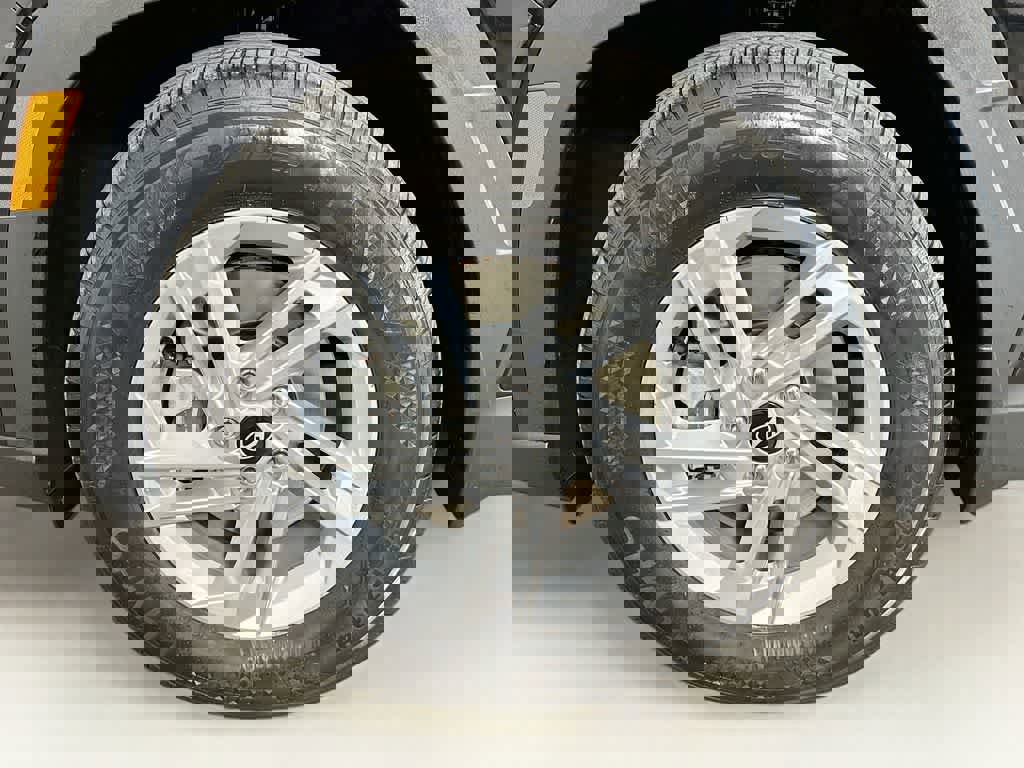 Used 2025 Hyundai Tucson SE FWD image 11