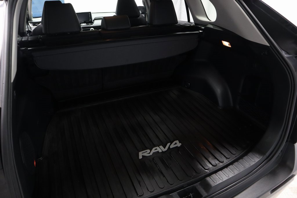 Used 2019 Toyota RAV4 Limited w/ Advanced Technology Package image 16