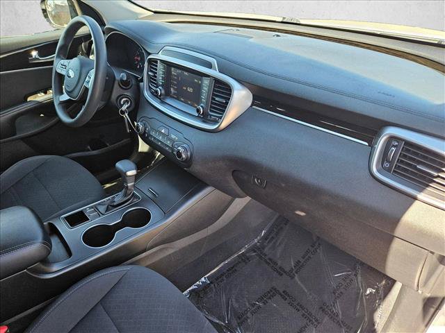 Used 2019 Kia Sorento L FWD image 21