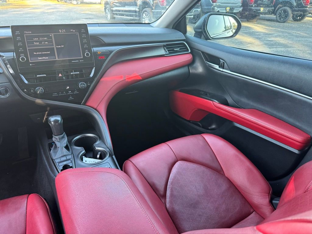 Used 2021 Toyota Camry XSE image 14