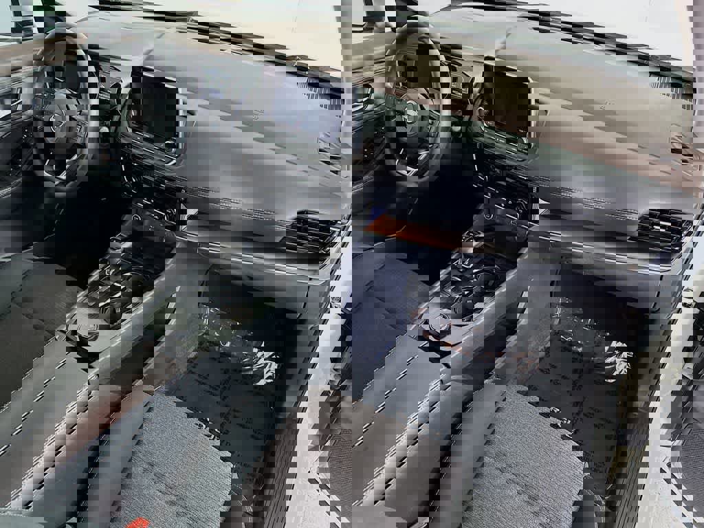 Used 2022 Nissan Rogue SV image 32