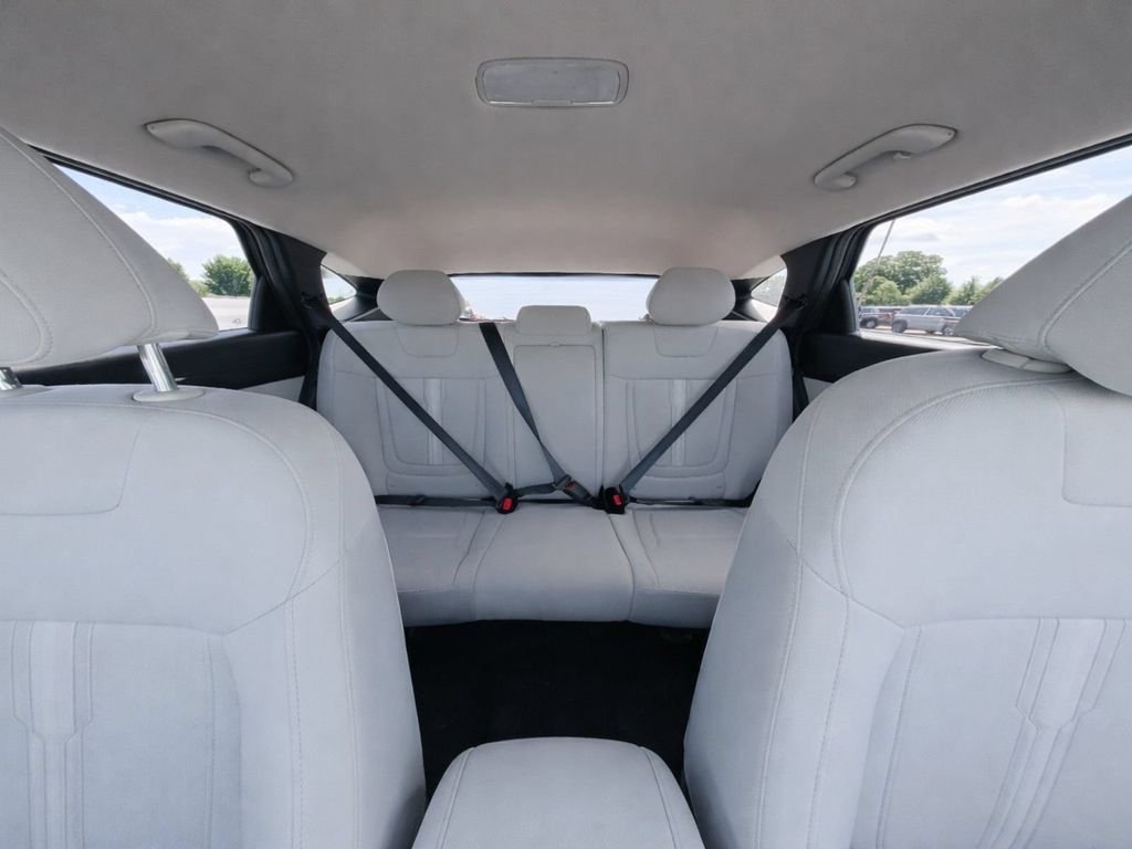 Used 2025 Hyundai Tucson SEL FWD image 20