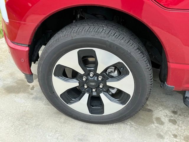 Certified 2022 Ford F150 Lightning Platinum AWD/4WD image 5