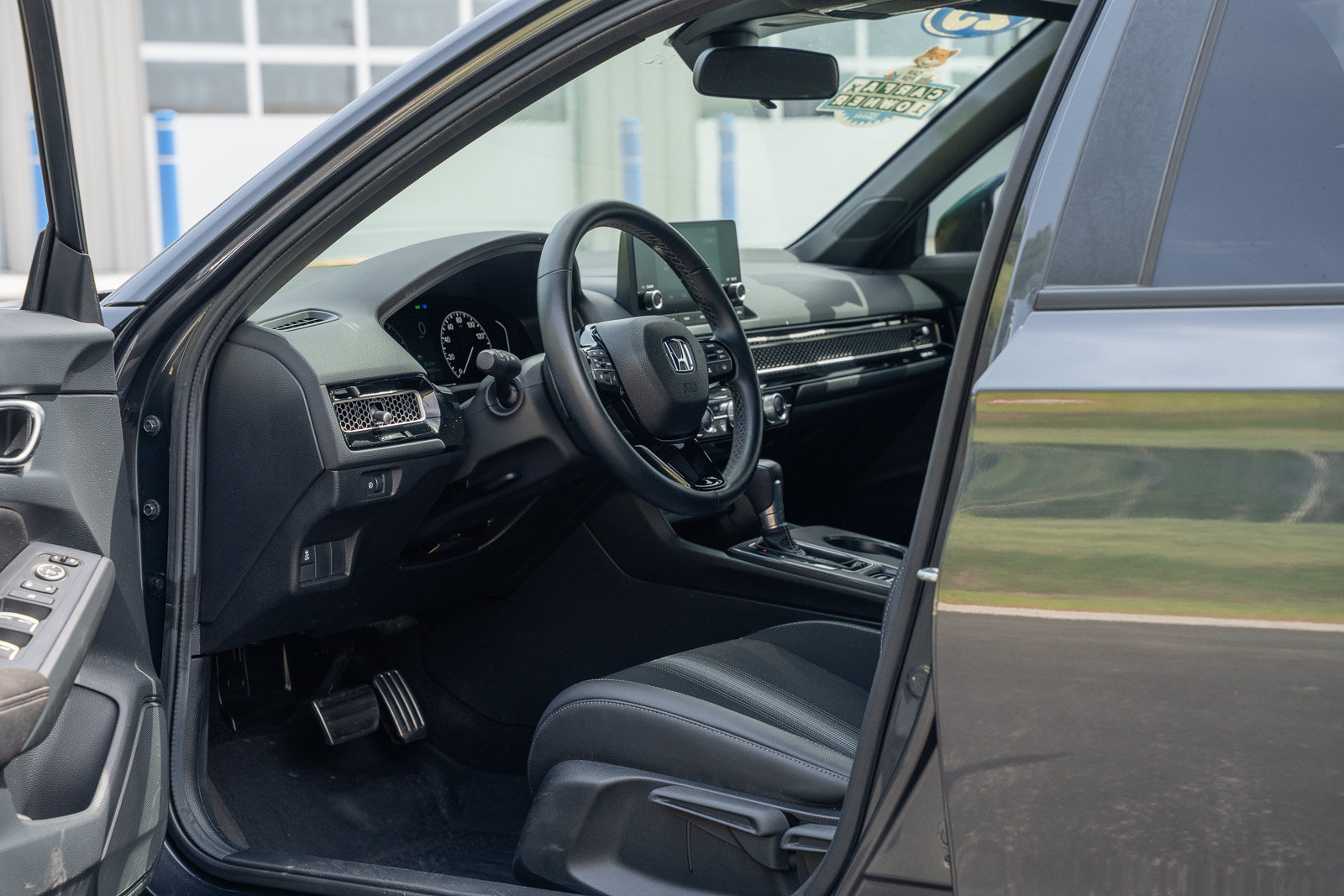 Used 2025 Honda Civic Sport image 18