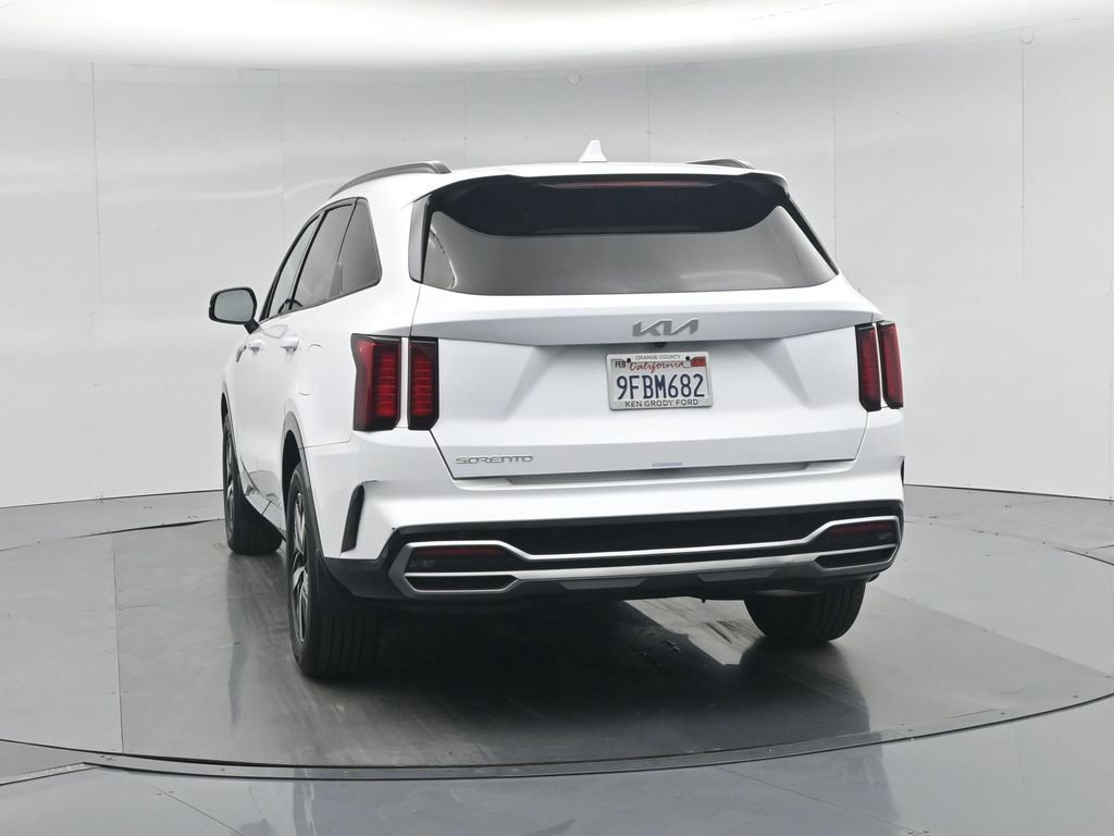 Used 2023 Kia Sorento S w/ Panoramic Sunroof Package image 18