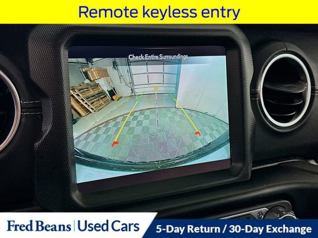 Used 2022 Jeep Wrangler Unlimited Sahara w/ Cold Weather Group image 19