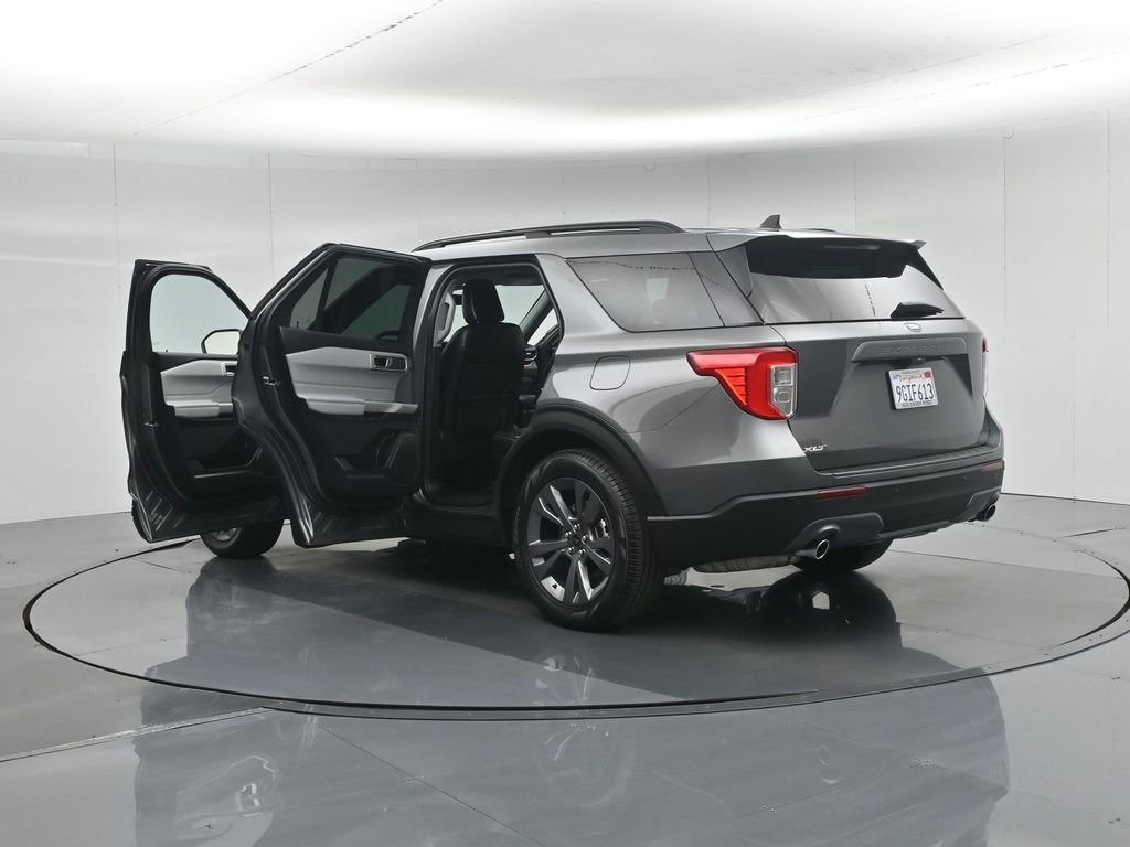Certified 2023 Ford Explorer XLT w/ Equipment Group 202A image 34