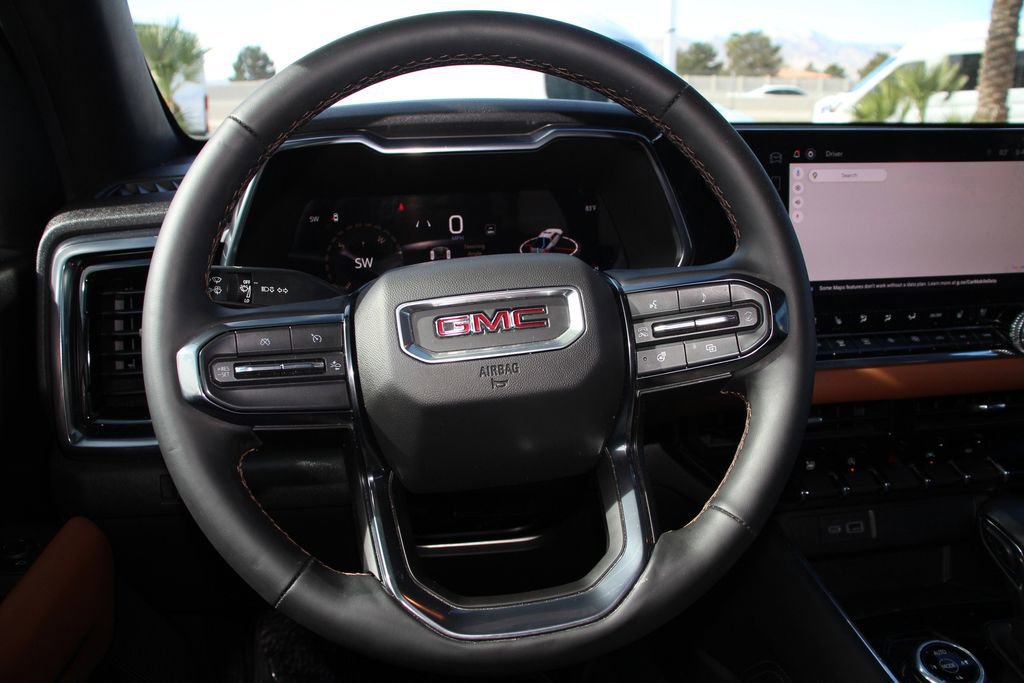 Used 2024 GMC Canyon AT4 w/ AT4 Premium Package image 16