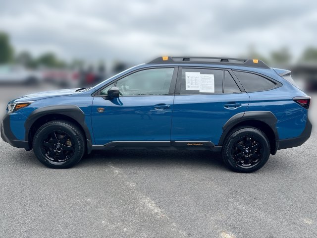 Used 2022 Subaru Outback Wilderness w/ Wilderness Package AWD/4WD image 5