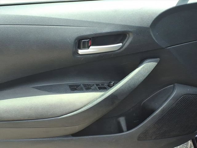 Used 2020 Toyota Corolla LE FWD image 11
