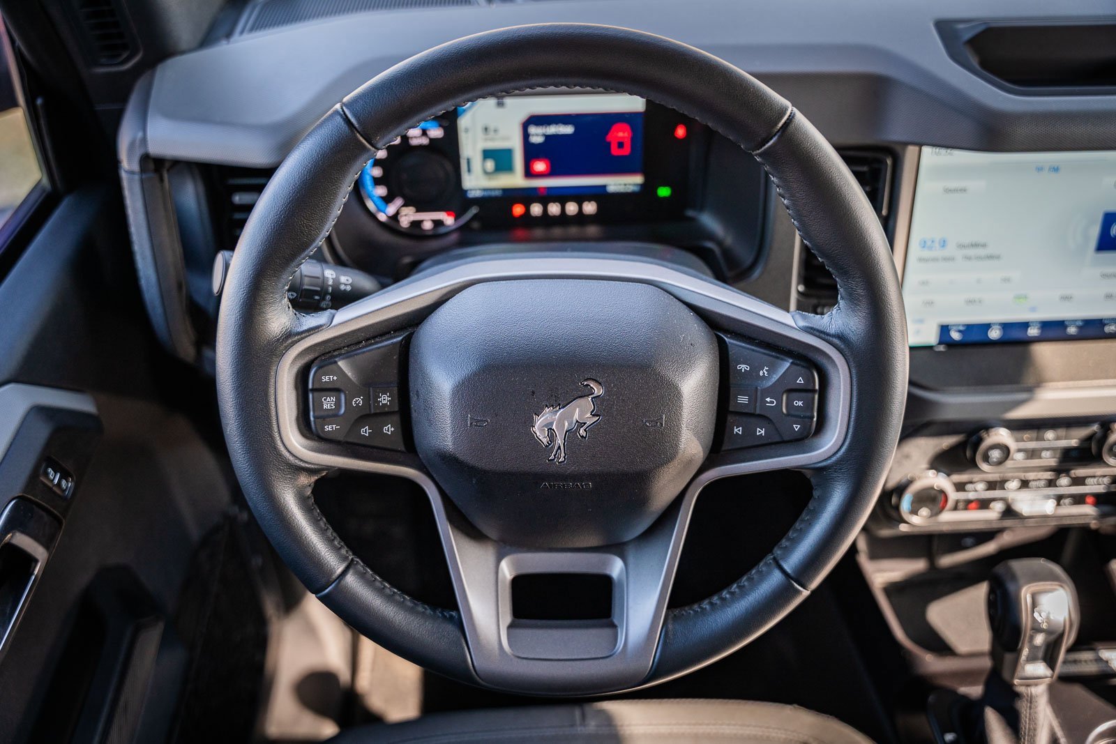 Certified 2024 Ford Bronco Big Bend image 27