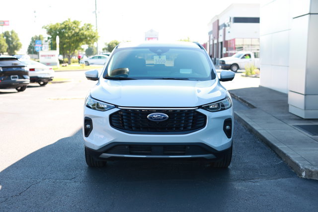 Certified 2025 Ford Escape Platinum w/ Premium Technology Package AWD/4WD image 3
