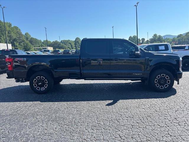 Certified 2025 Ford F250 Platinum AWD/4WD image 9
