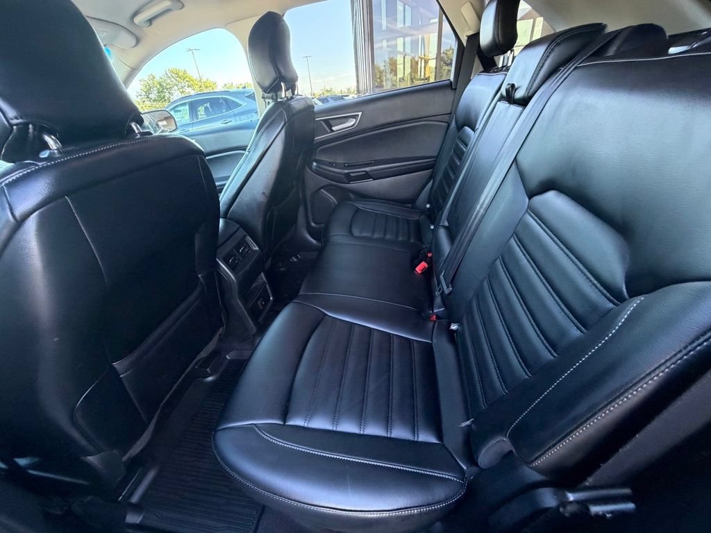 Certified 2019 Ford Edge SEL w/ Equipment Group 201A AWD/4WD image 47