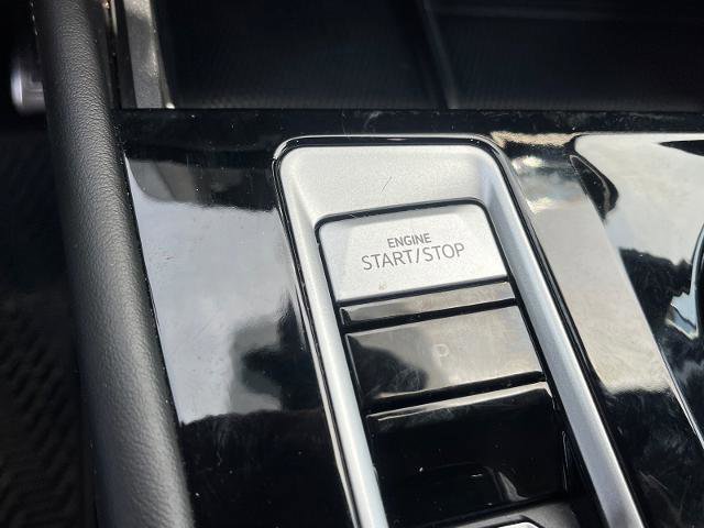Used 2024 Volkswagen Atlas Cross Sport SEL R-Line AWD/4WD image 9