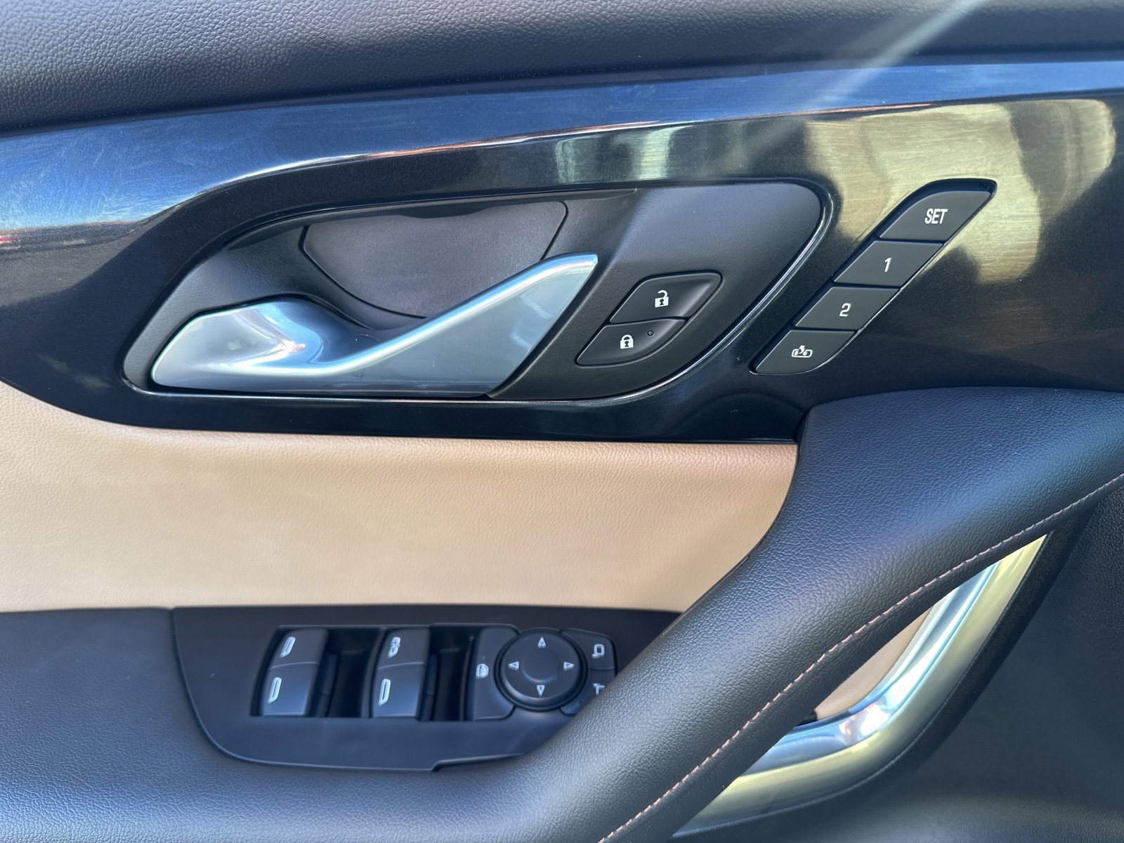 Used 2025 Chevrolet Blazer Premier w/ Driver Confidence II Package image 21