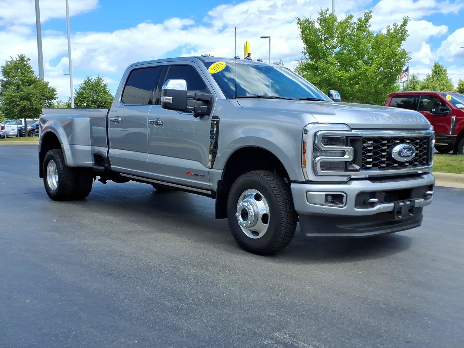 Certified 2024 Ford F350 Platinum AWD/4WD image 3