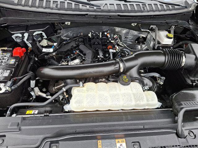 Certified 2025 Ford Expedition Max Platinum image 26