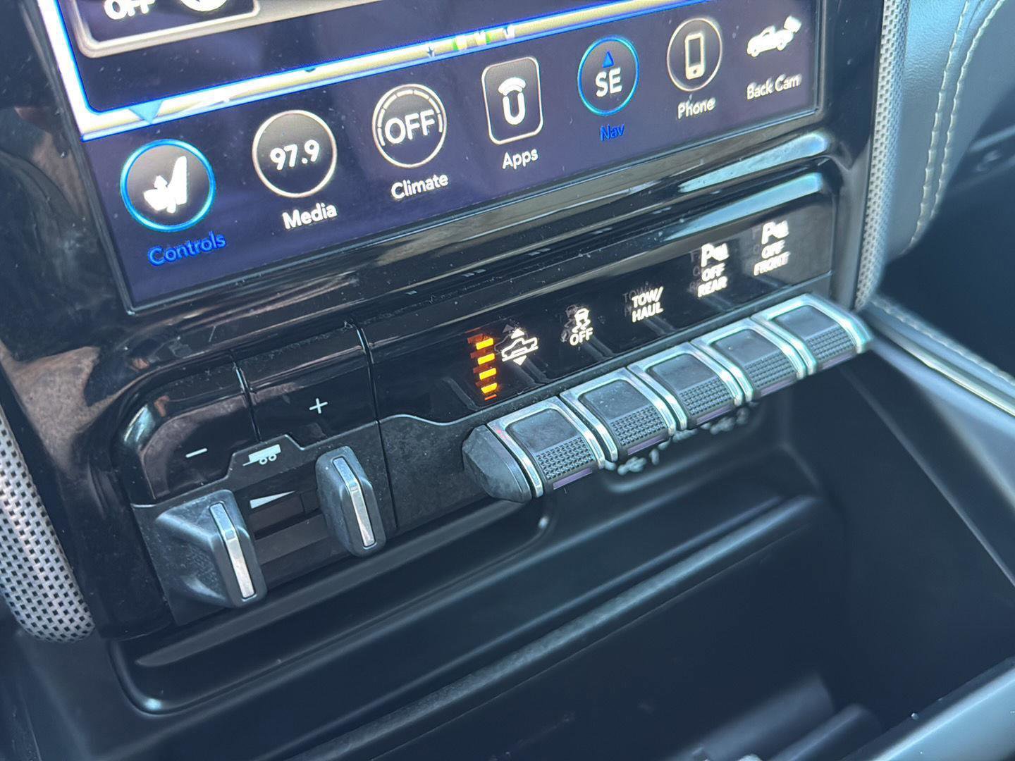 Used 2020 RAM 1500 Limited image 22