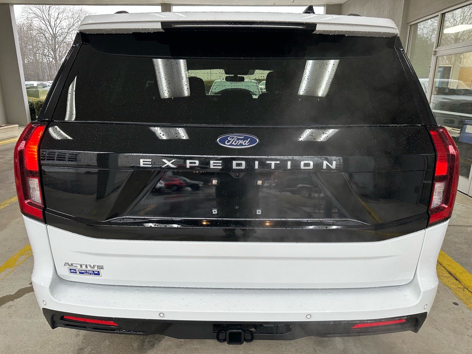 Certified 2025 Ford Expedition Active RWD image 12