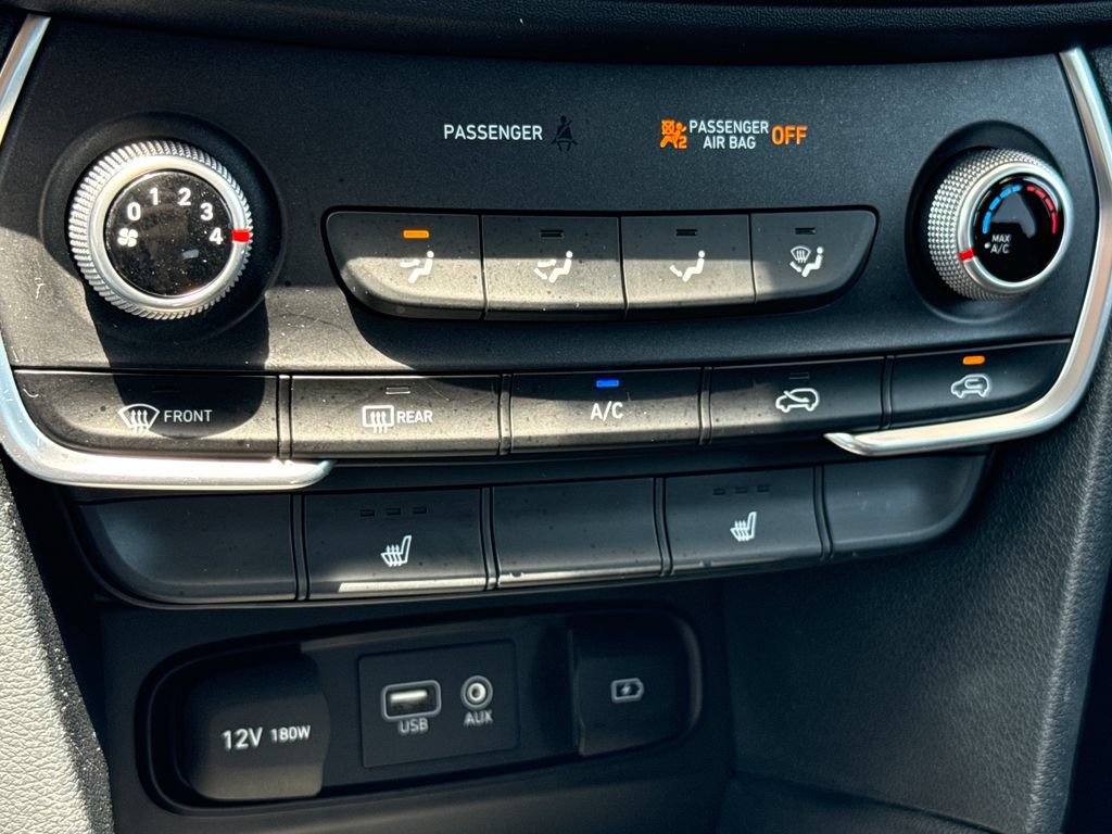 Used 2019 Hyundai Santa Fe SEL FWD image 22