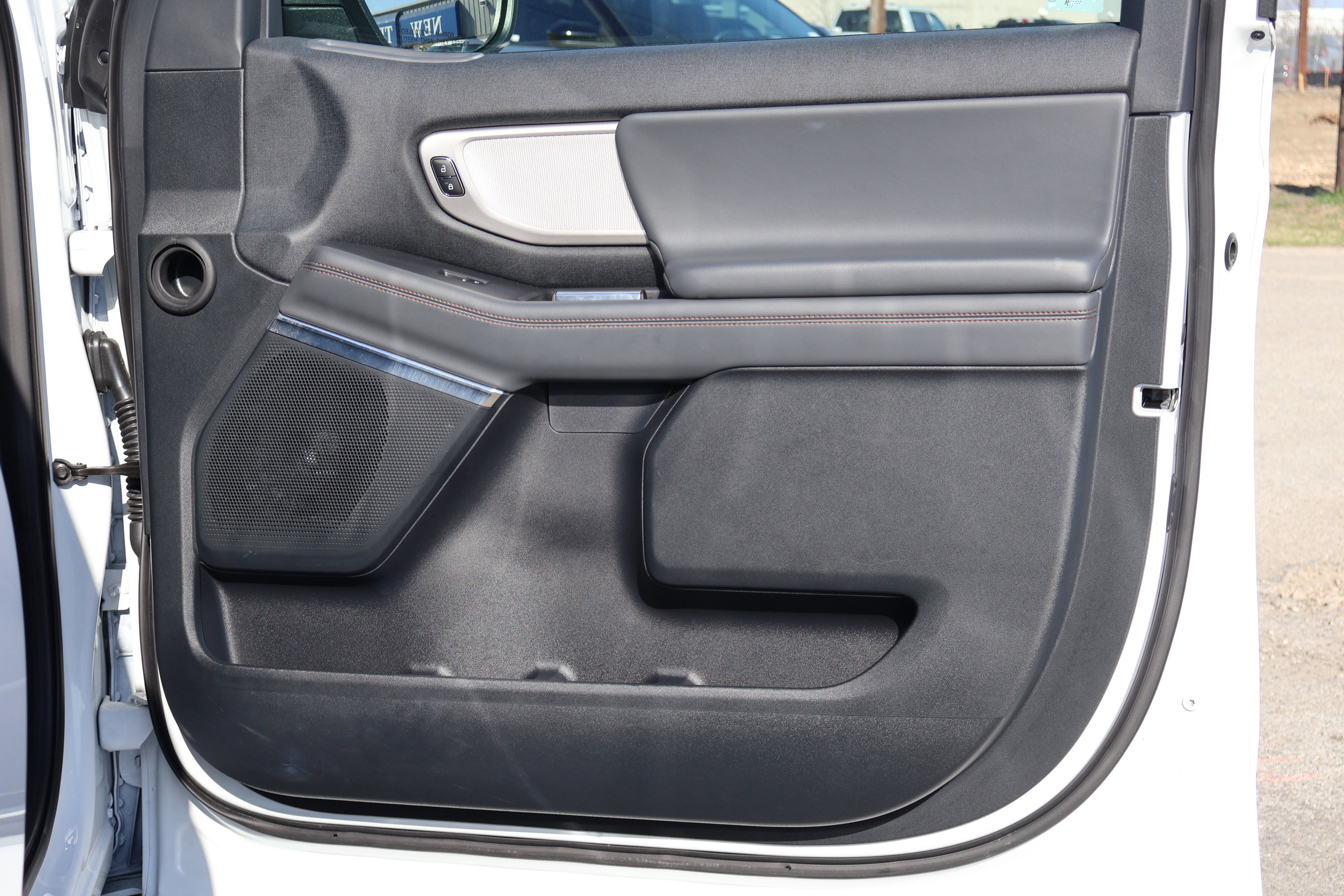 Certified 2025 Ford Expedition Max Active image 52